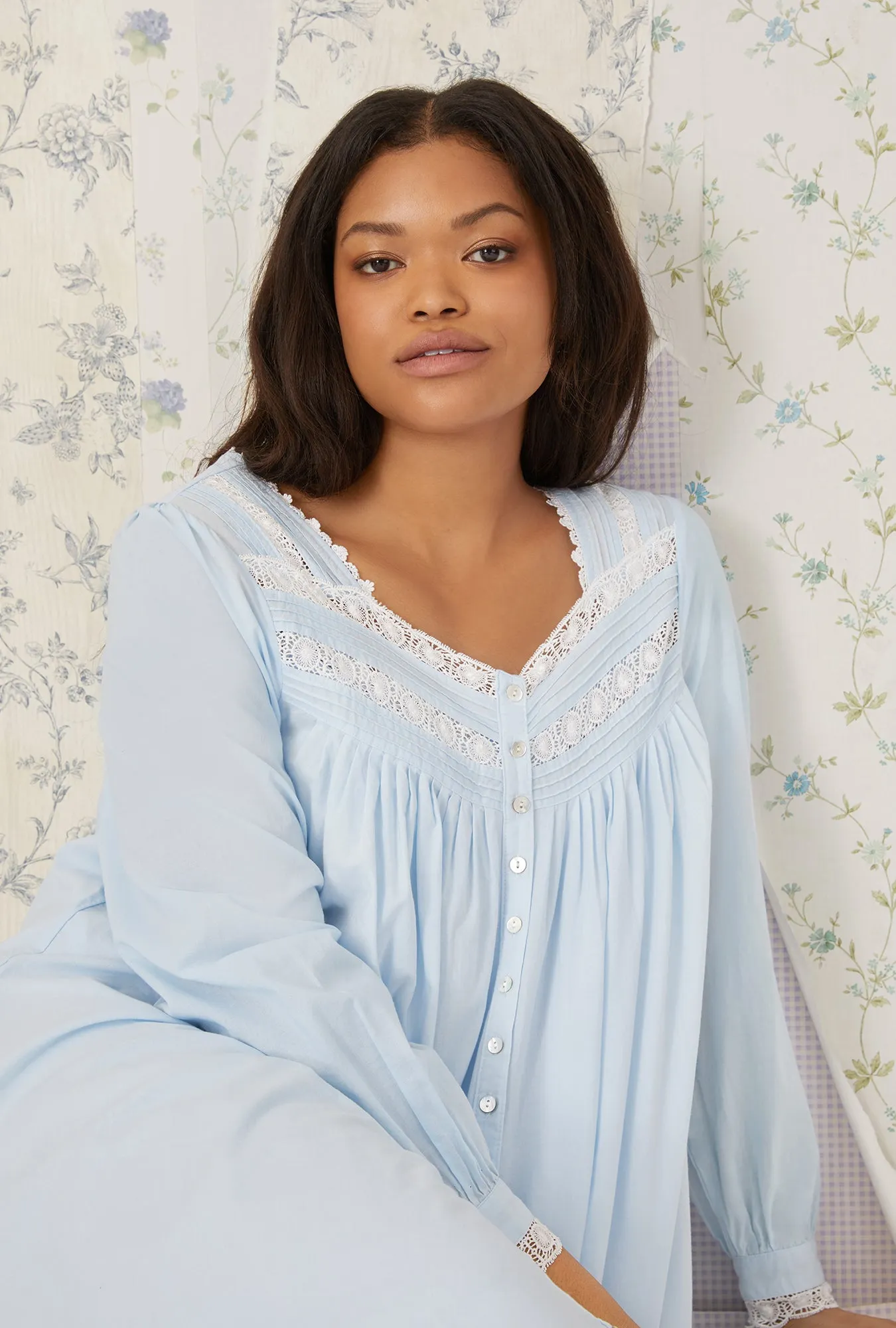 Heirloom Dream Ballet Robe