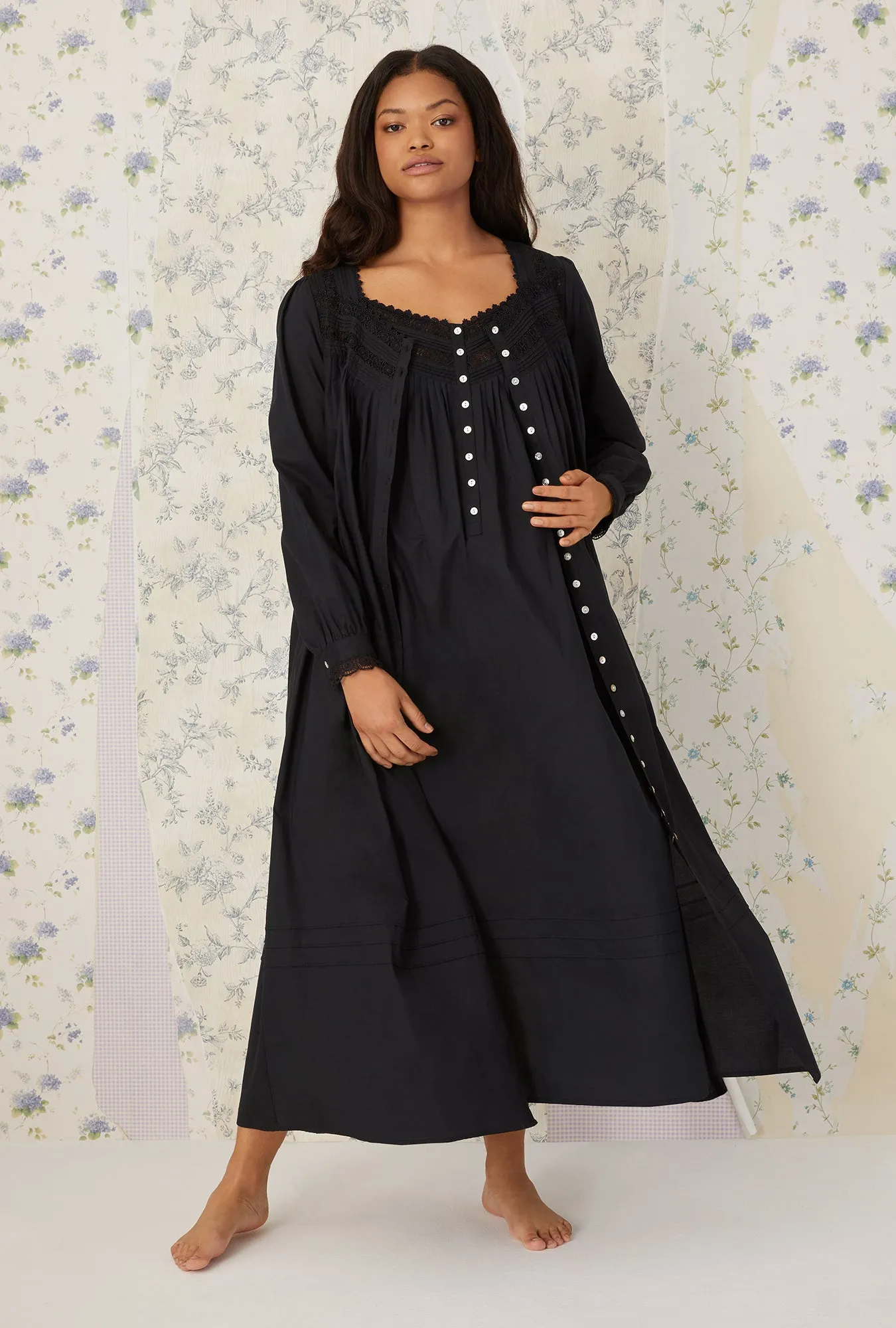 Heirloom Dream Ballet Robe