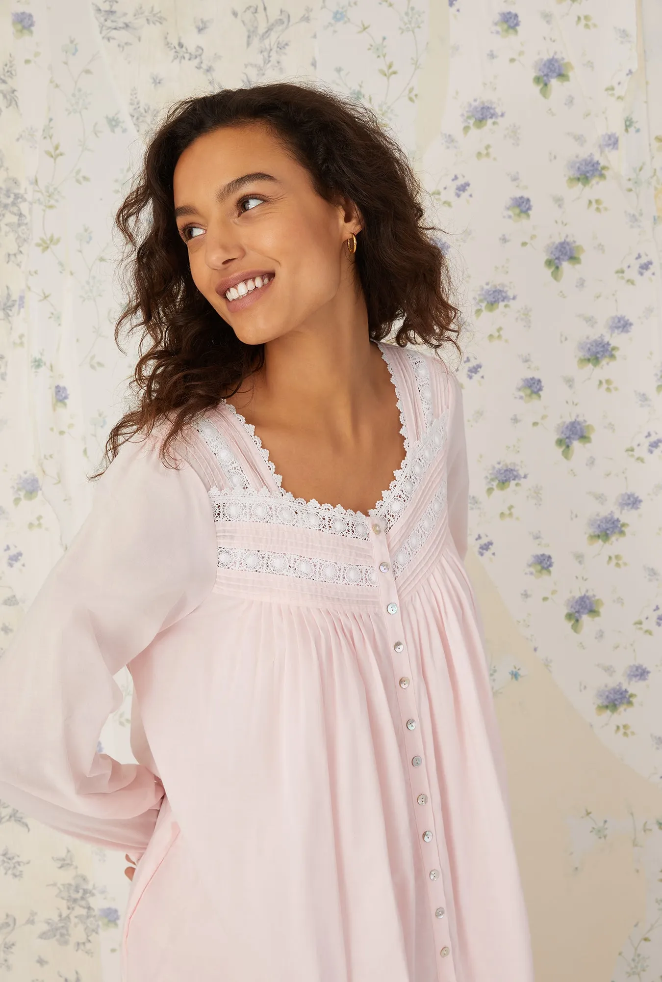 Heirloom Dream Ballet Robe