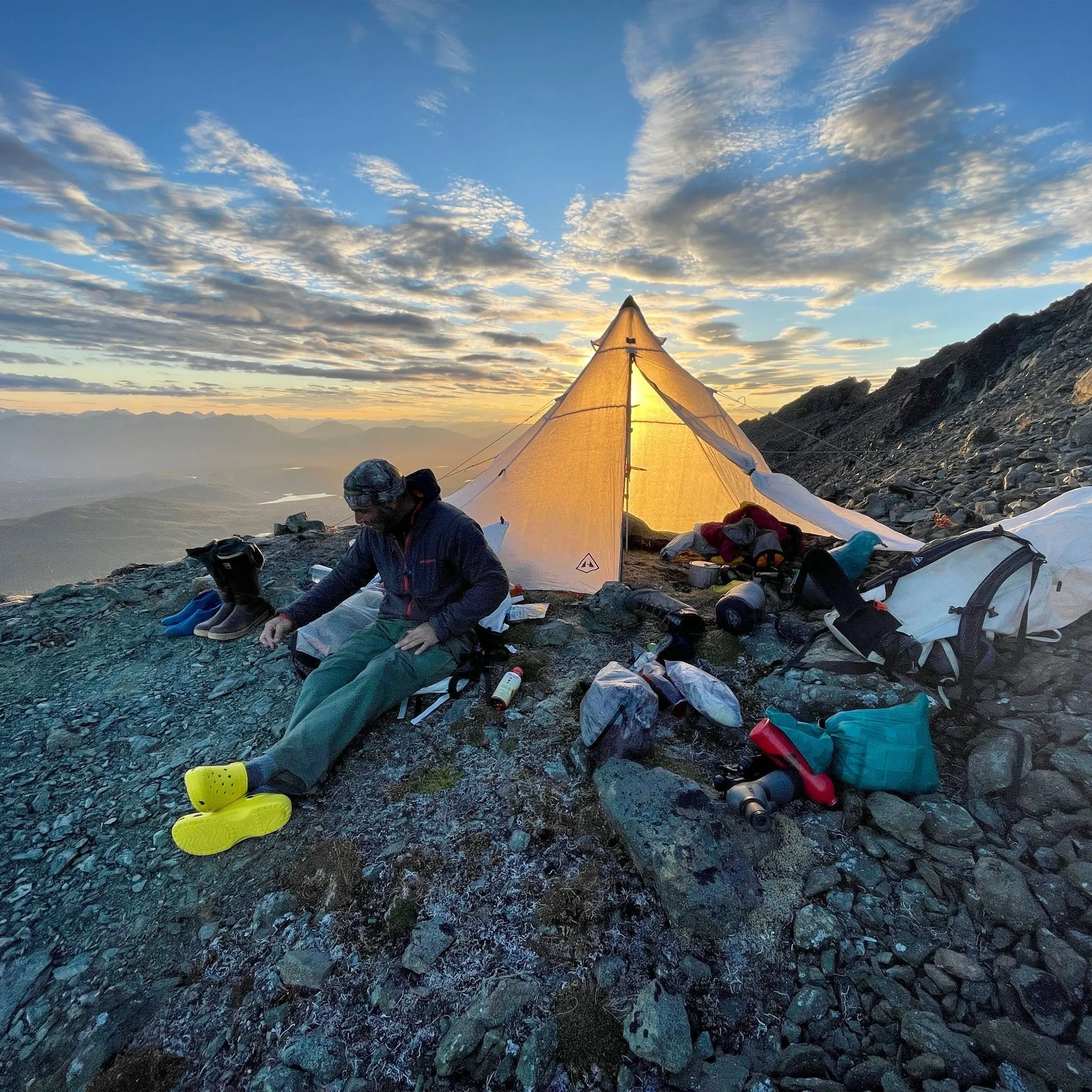 Hyperlite Mountain Gear - UltaMid 2 Pyramid Tent