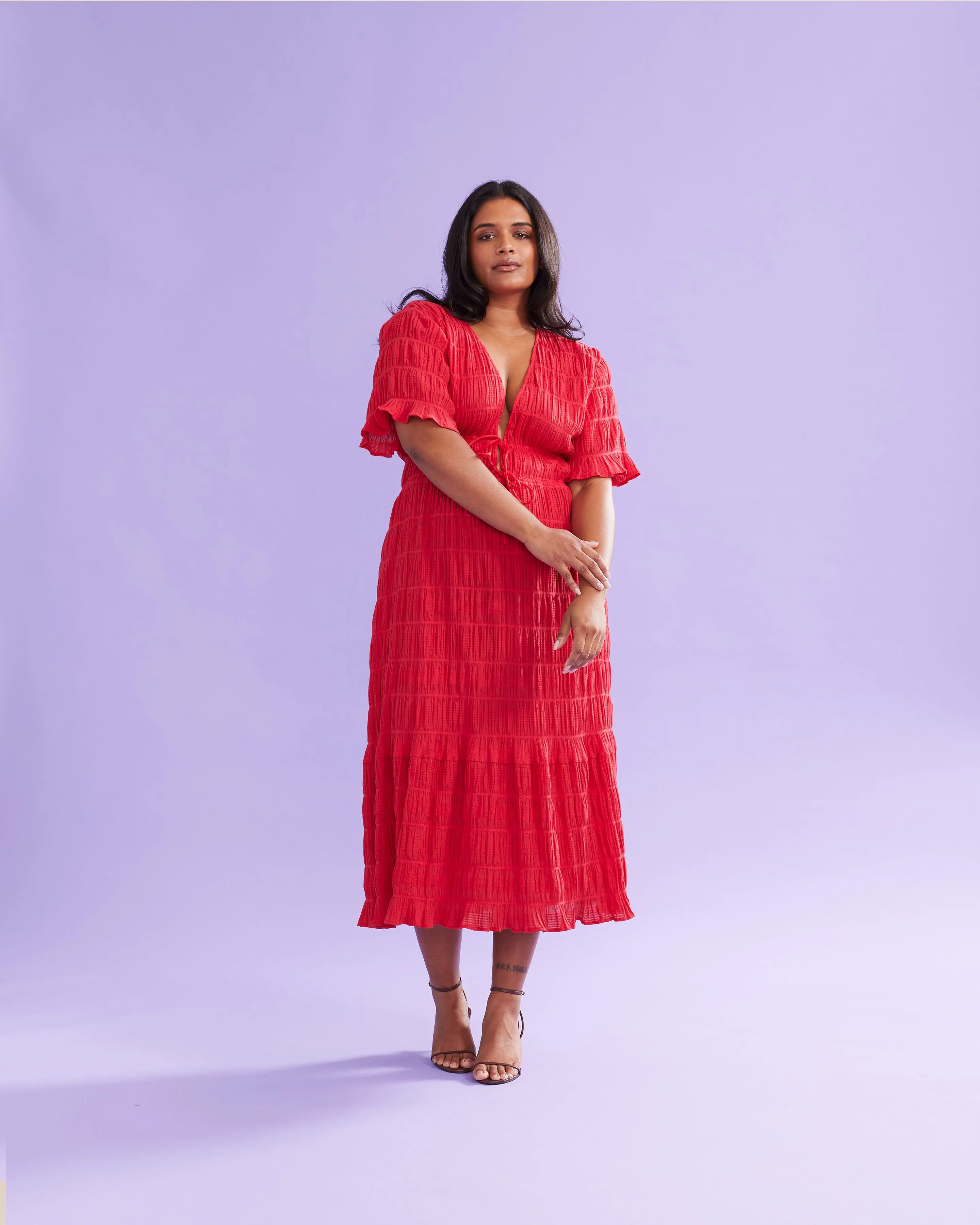 MIRELLA V-NECK DRESS CHILLI