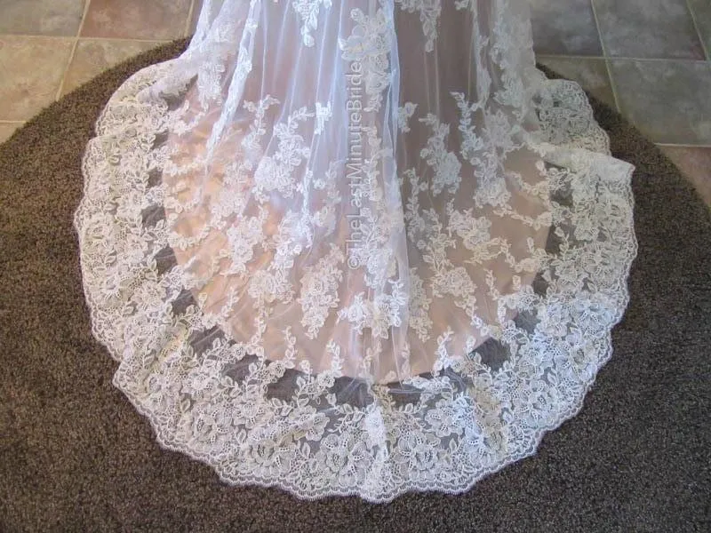 Mon Cheri 115229 Lourdes (Ivory/Mocha)