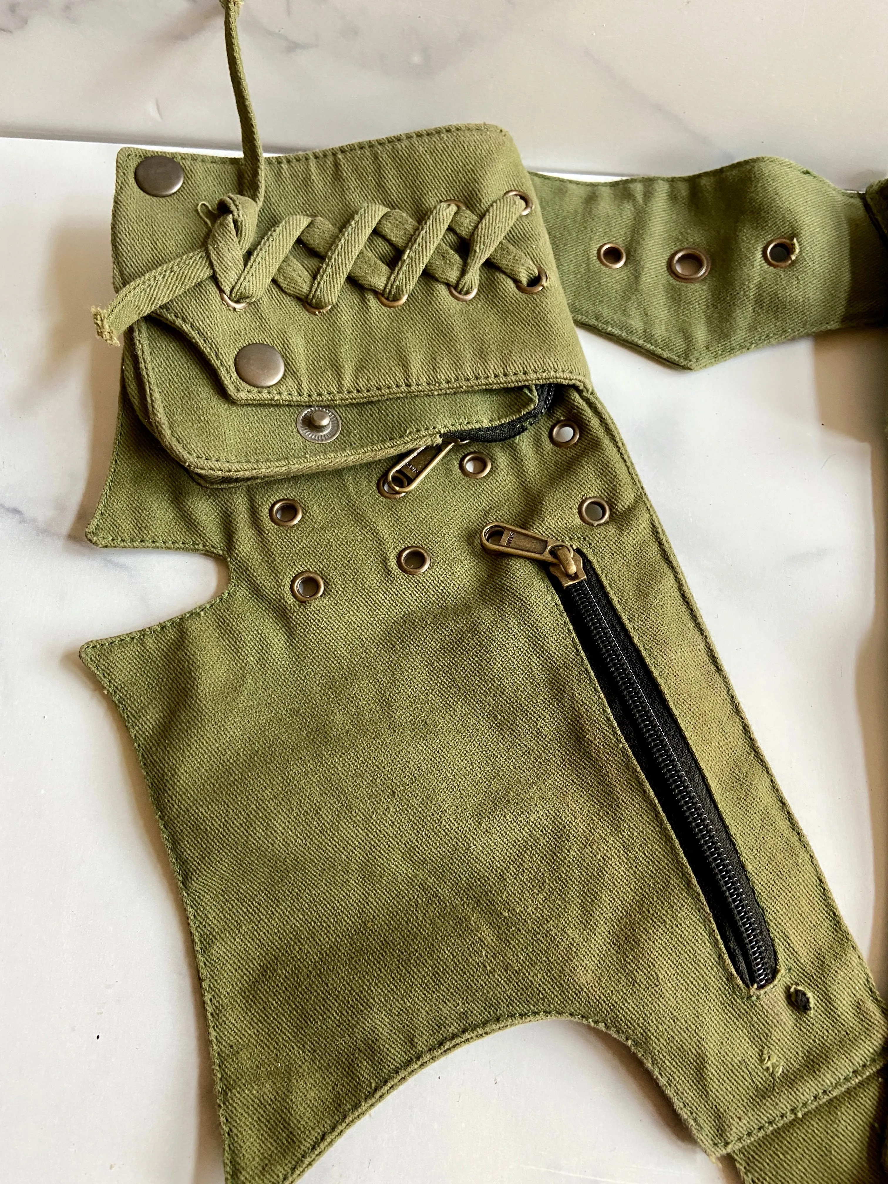 Olive green pocket belt