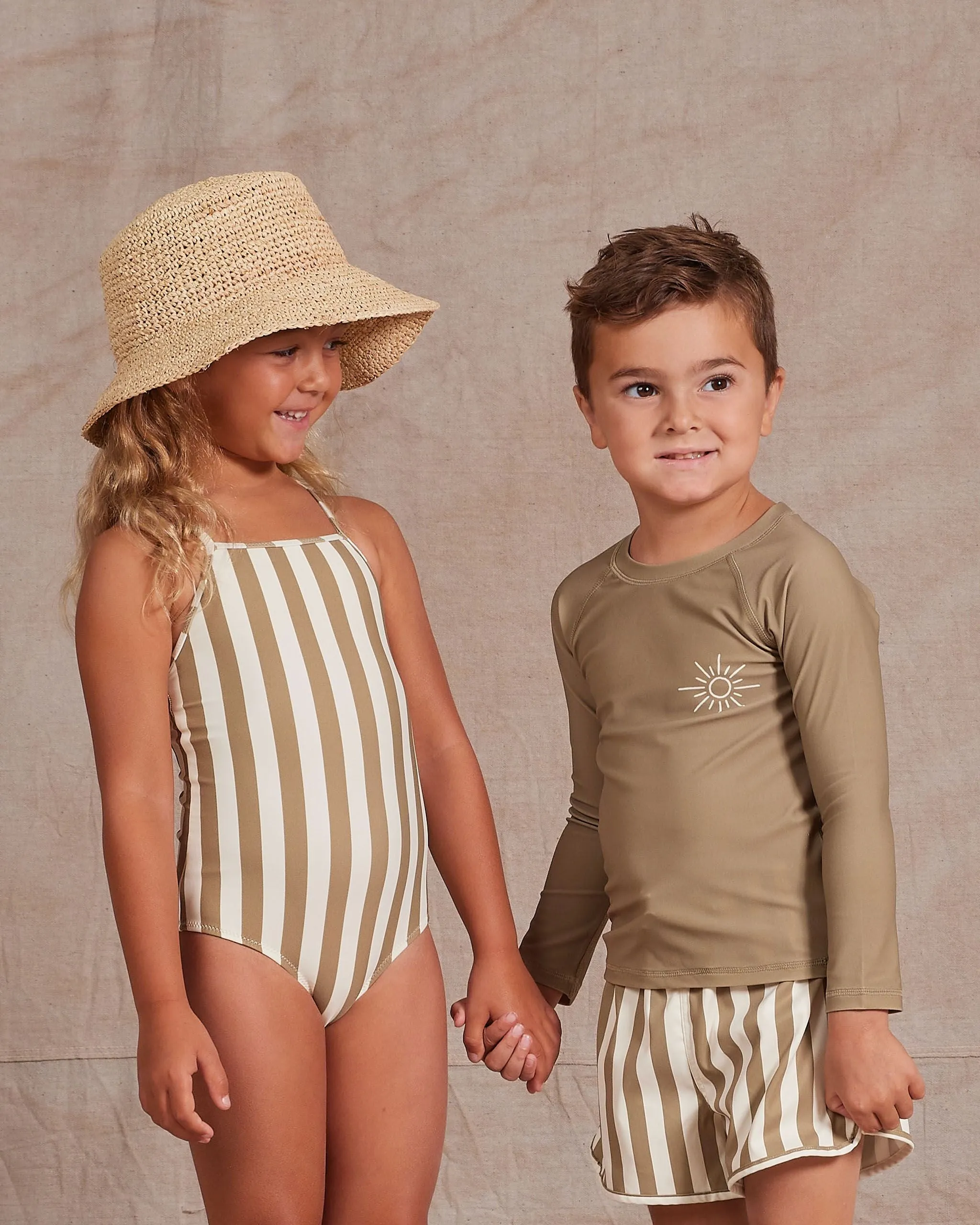 Rylee   Cru Rash Guard - Olive