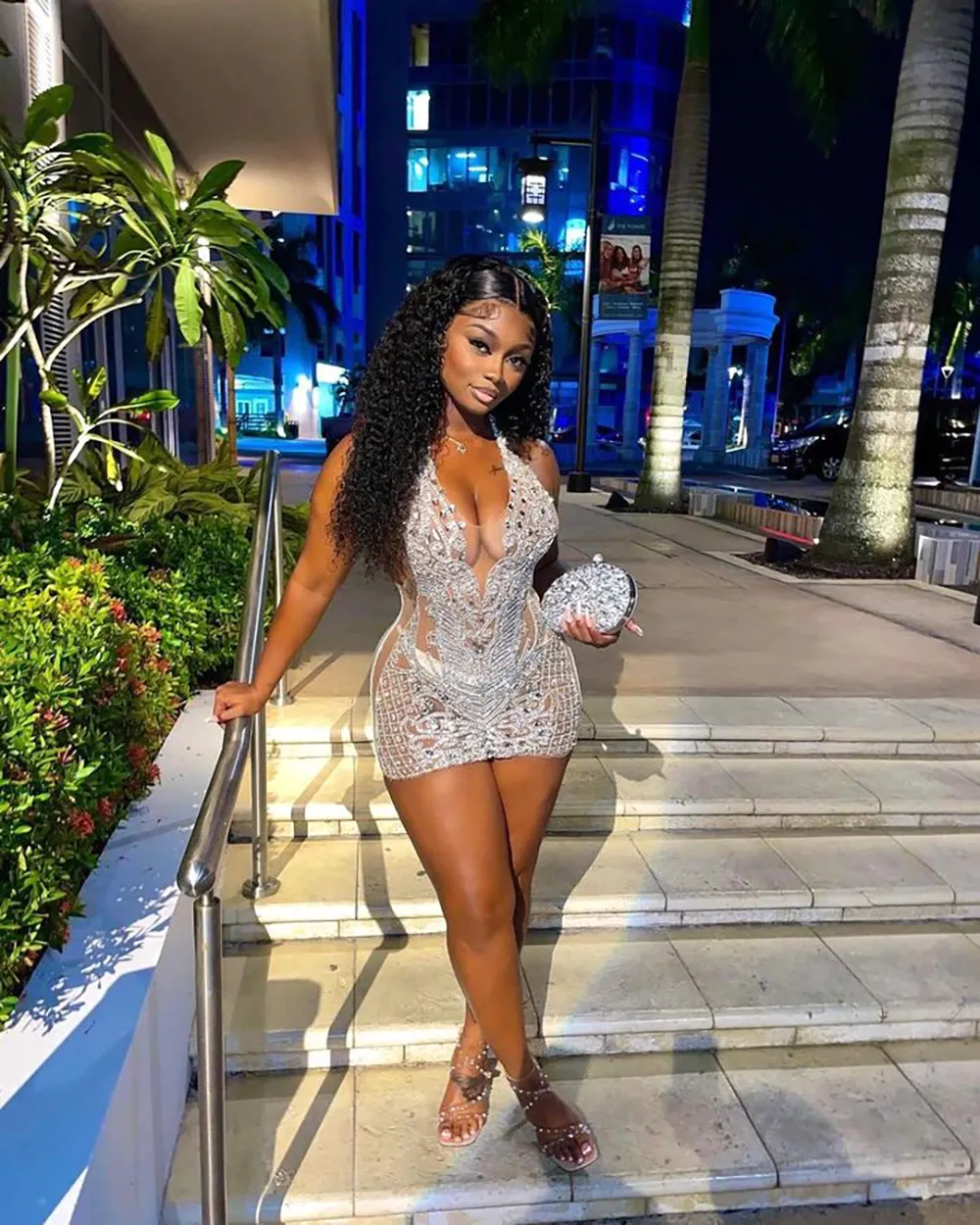 Sparkly Sexy See Through Halter Sleeveless Women Birthday Party Gowns Diamond Black Girl Short Prom Dresses