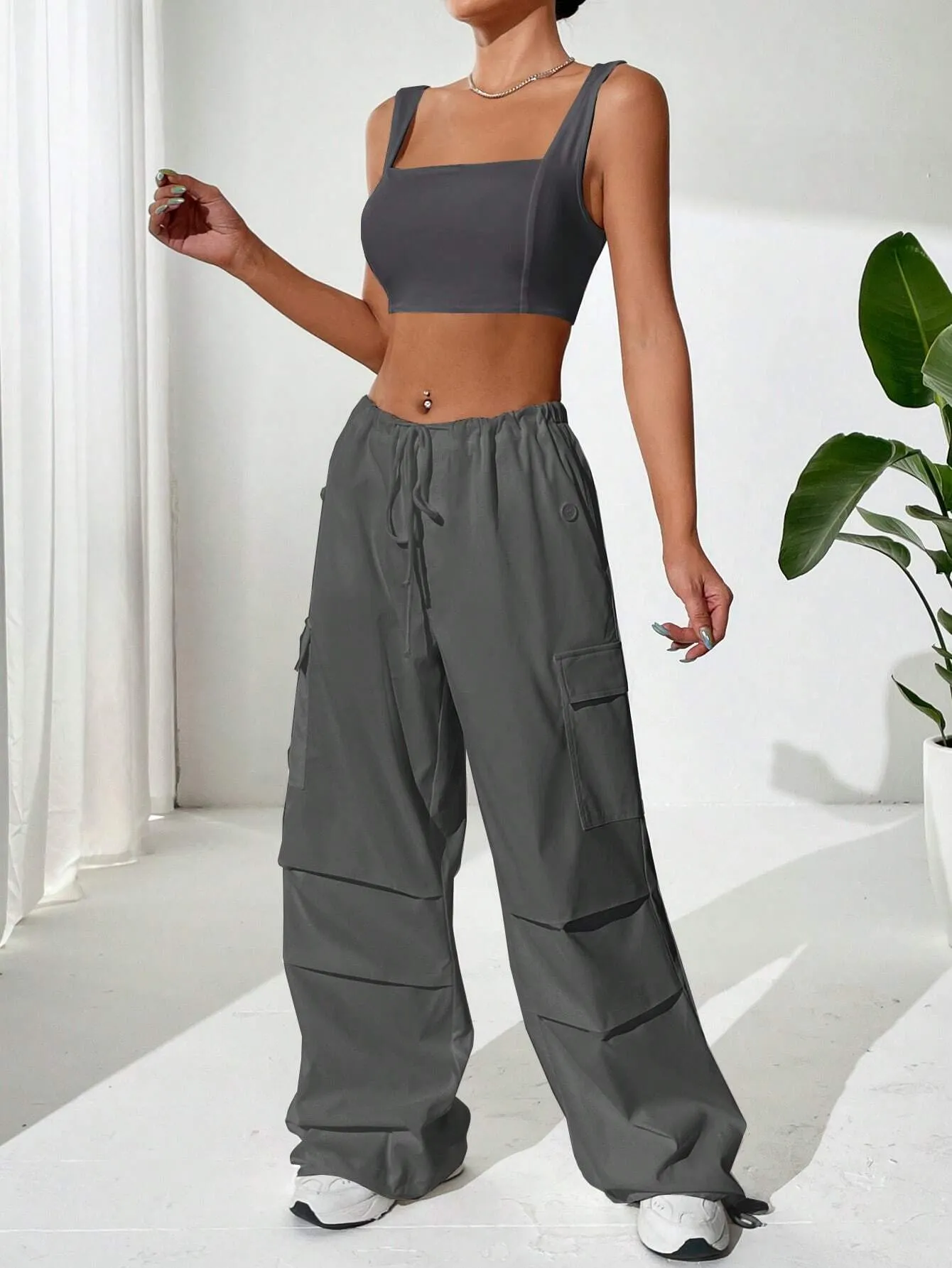 Tank Top With Waist Cargo Pants