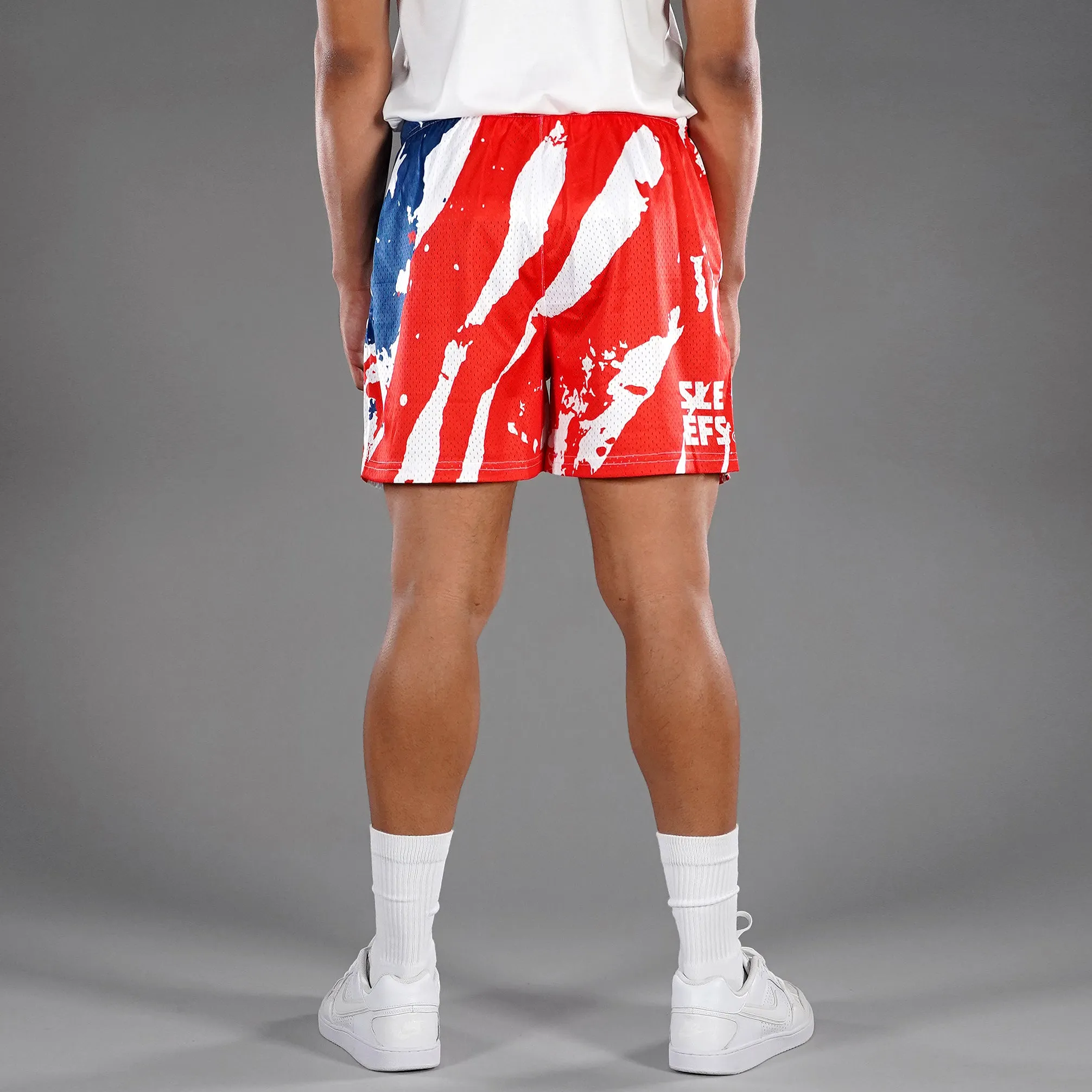 Watercolor USA Flag Shorts - 7"